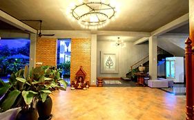 เซ็นทรัล บล็องช์ เรสซิเดนซ์